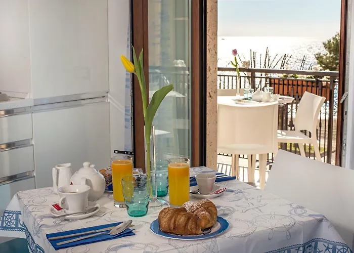 Amalba Отель типа 