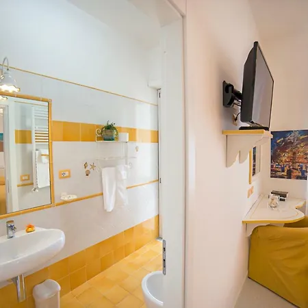 Amalba Nocleg ze śniadaniem 3*